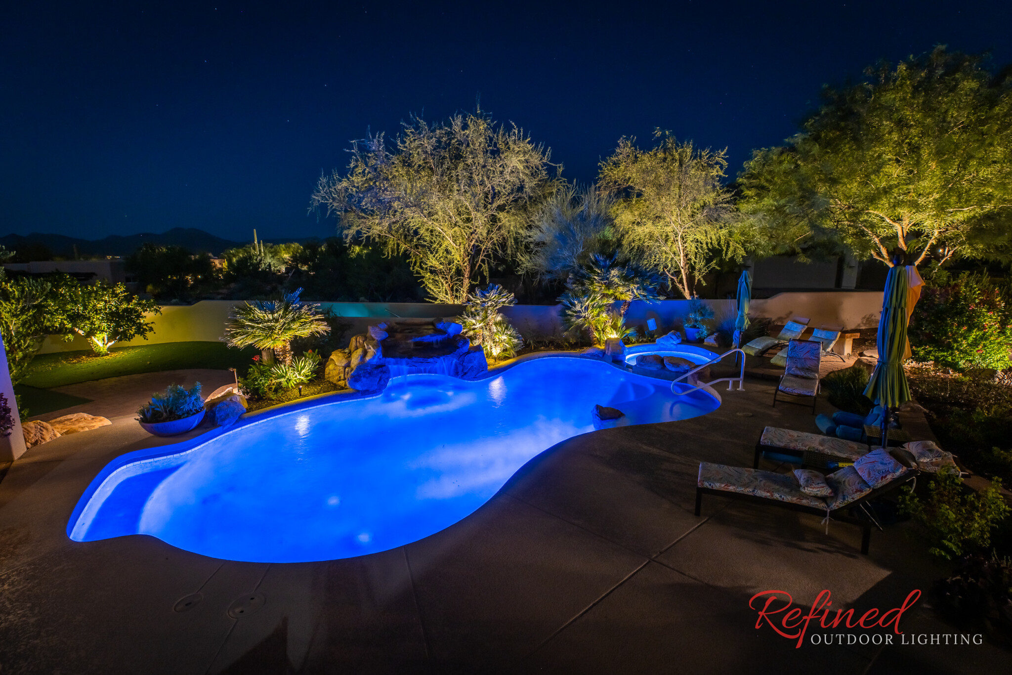 swimming pool area garden lighting
